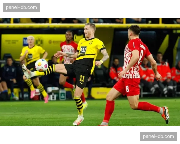 让二追三!多特3-2汉堡落后拜仁9分,本塞拜尼点射双响吉拉西破门 让二追三!多特3-2汉堡落后拜仁9分,本塞拜尼点射双响吉拉西破门